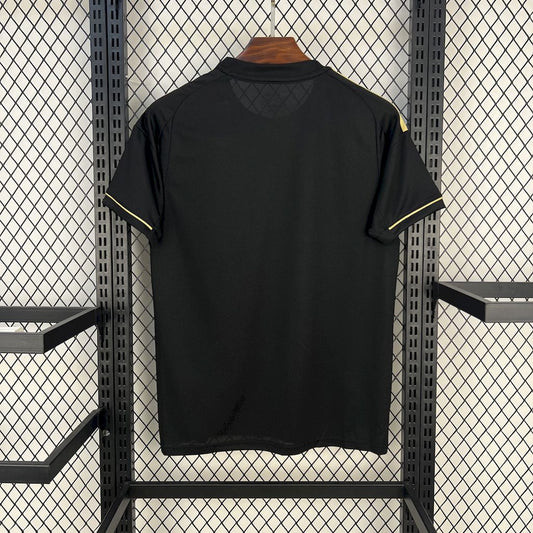 Liverpool 2025/26 Black Gold Edition Jersey