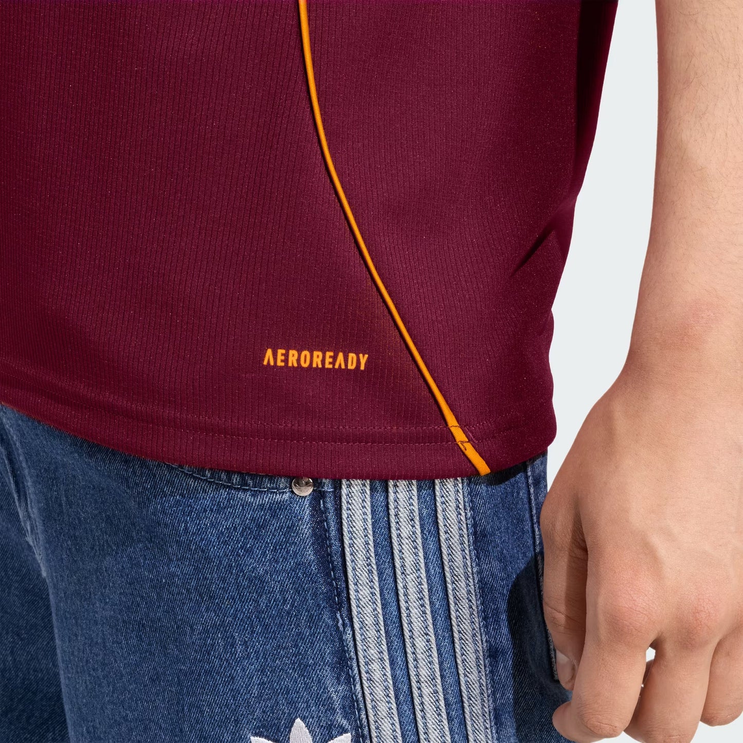 Camiseta local de la AS Roma 2025/26