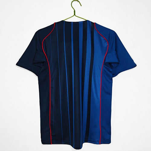 Barcelona Retro 2004/05
