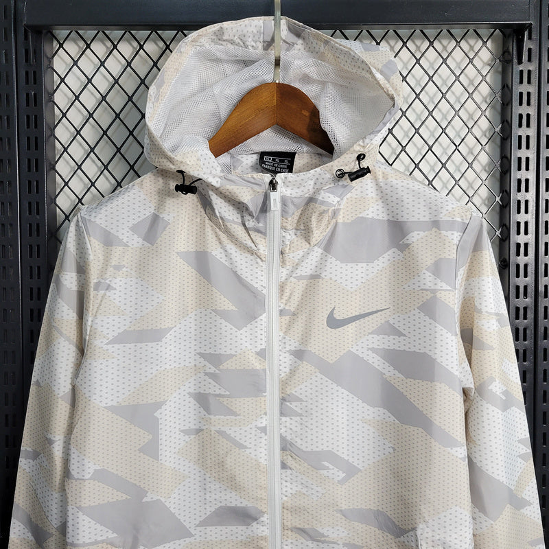 Windbreaker Exercito White