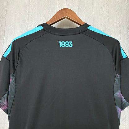 Argentina 2026 Black Goalkeeper Jersey | Golden Champions Badge & Three-Star Edition