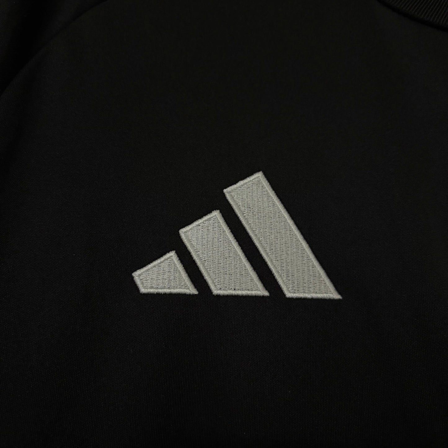 Argentina 2026 Black Goalkeeper Jersey | Golden Champions Badge & Three-Star Edition