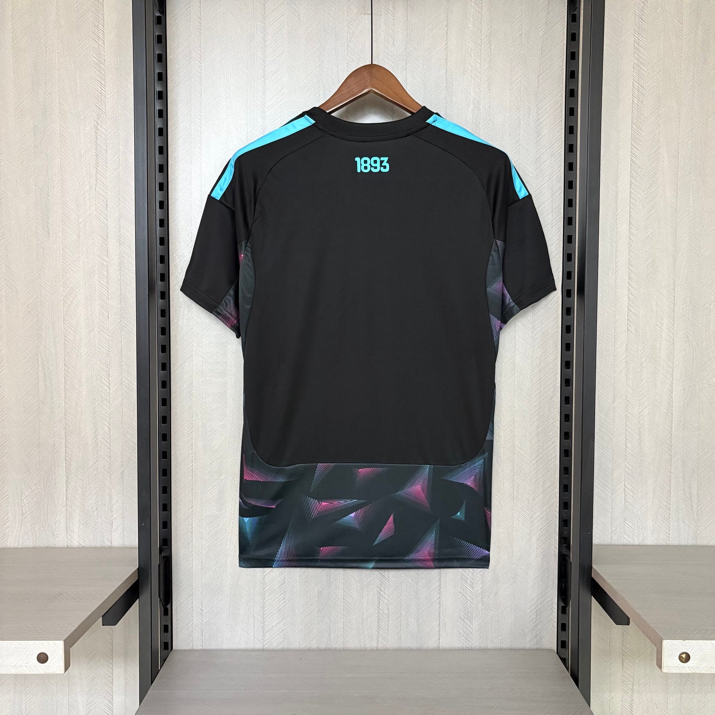 Argentina 2026 Black Goalkeeper Jersey | Golden Champions Badge & Three-Star Edition