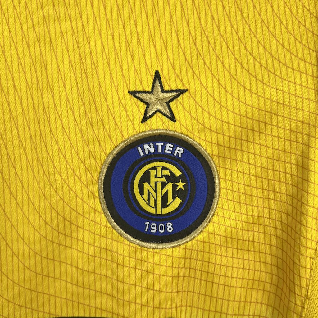 Inter Milan 2002/03 Third Retro Jersey