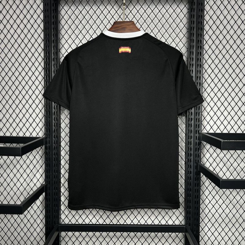Camiseta de entrenamiento del Real Madrid 24/25