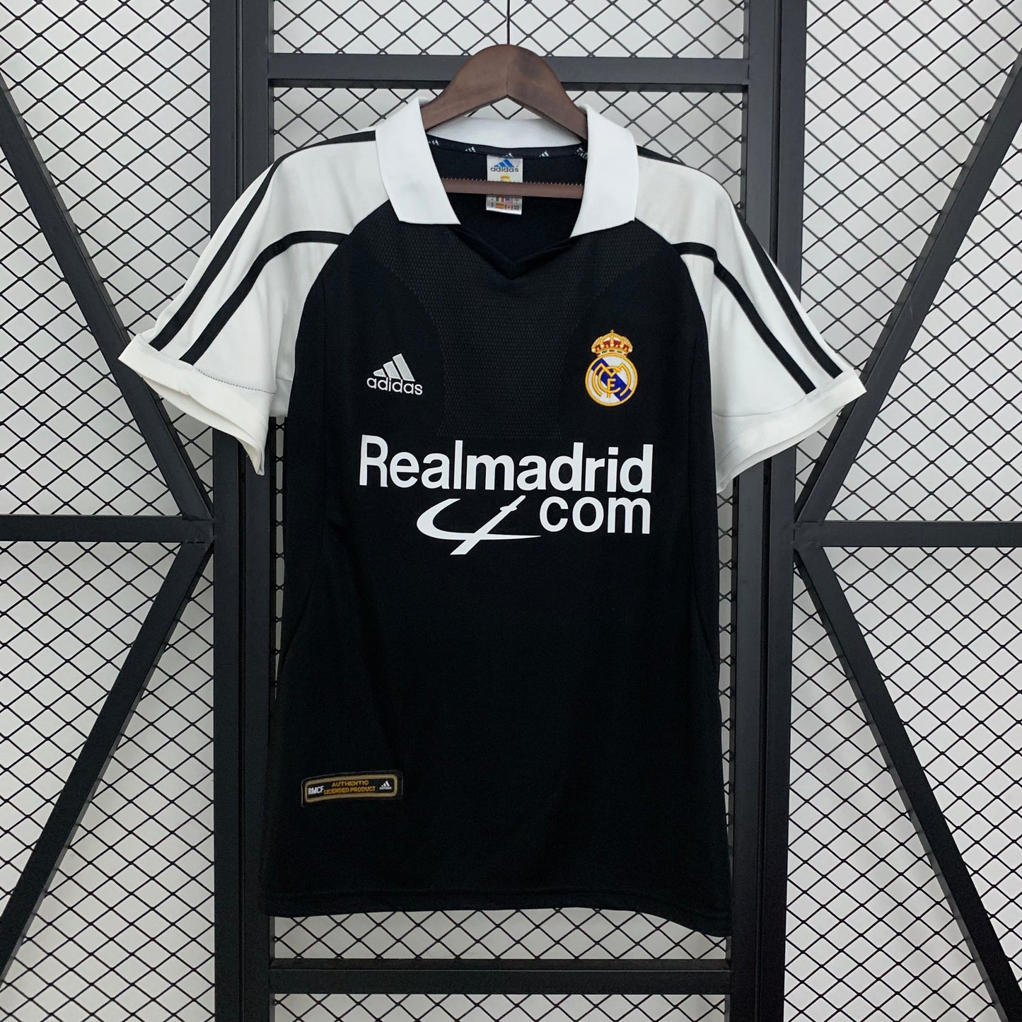 Retro Real Madrid 01/02 Away