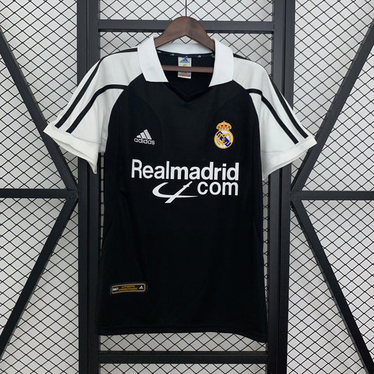 Retro Real Madrid 01/02 Away