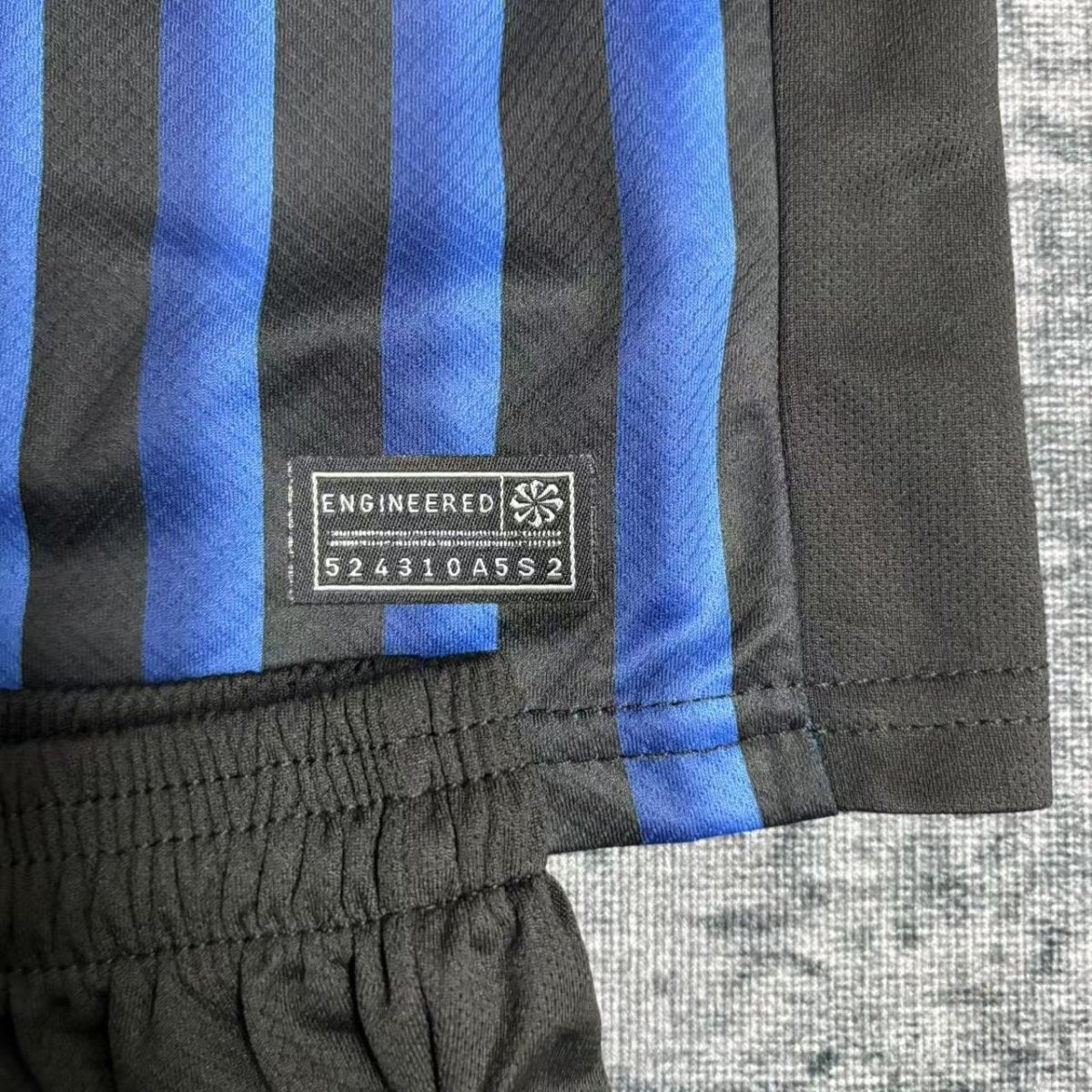 Kit infantil del Inter de Milán 2025/26