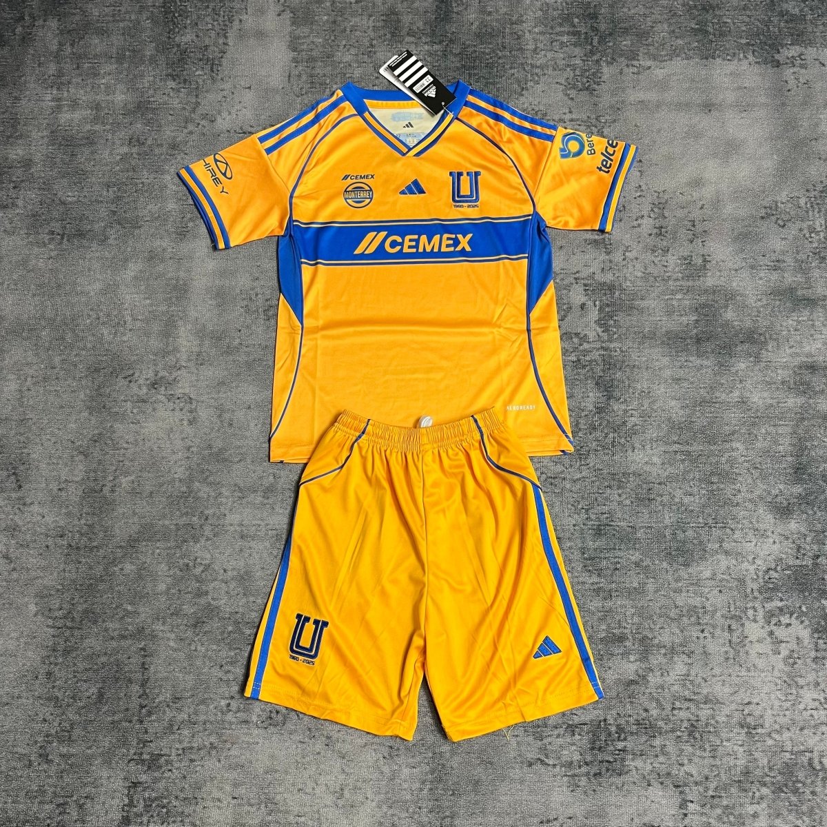 Conjunto infantil Tigres 2025/26