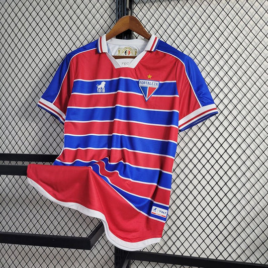 Camiseta local de Fortaleza 23/24 a rayas