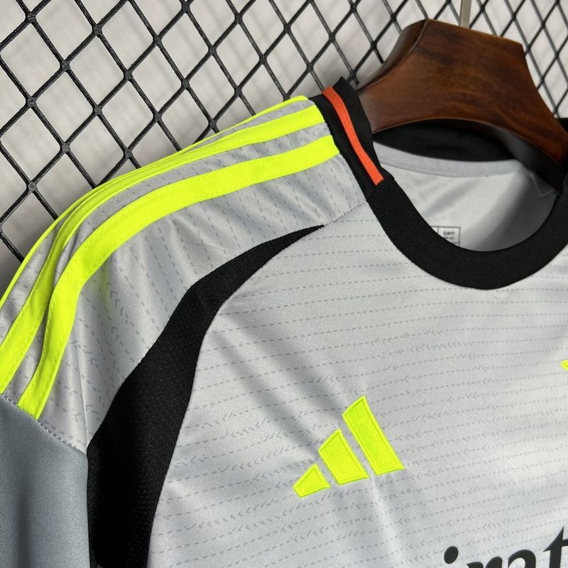 Camiseta Adidas 24/25 del Benfica (tercera equipación) Gris