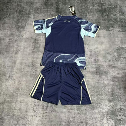 Conjunto infantil del Ajax 2025/26
