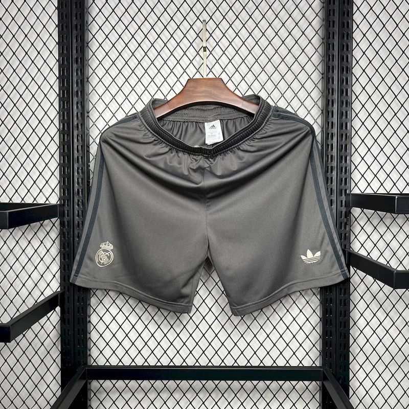 Pantalón corto negro Real Madrid 24/25