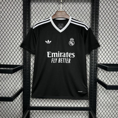 Camiseta de entrenamiento del Real Madrid 24/25