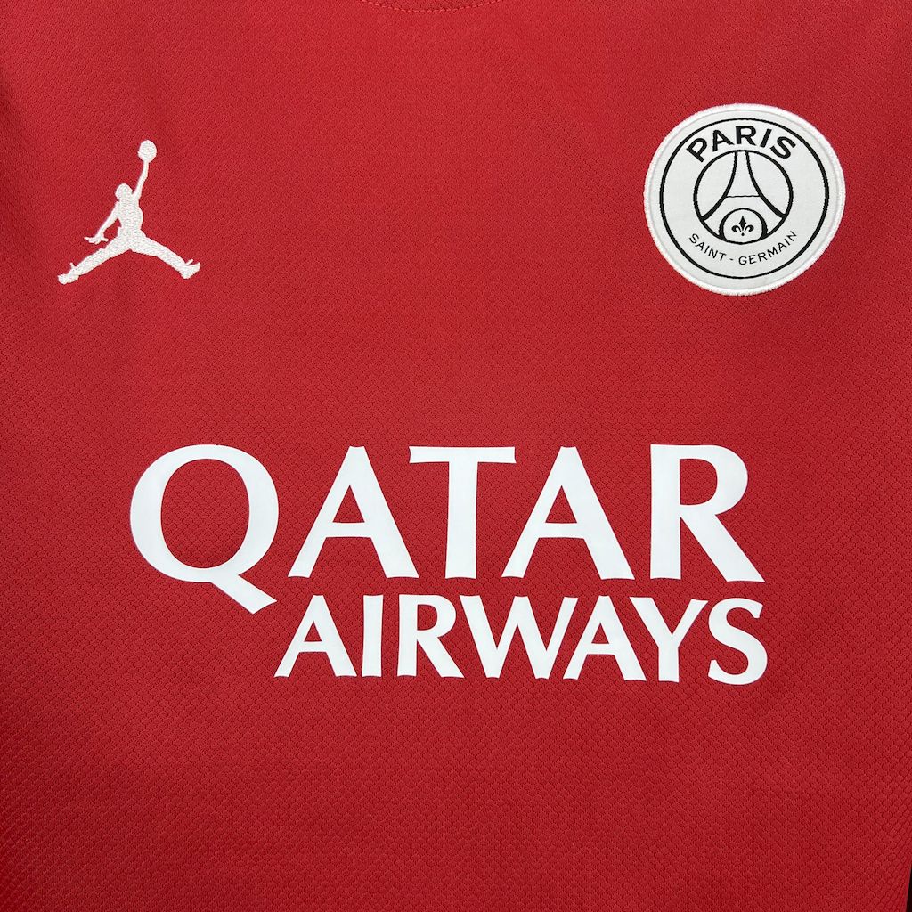 Paris Saint-Germain 2025/26 Red goalkeeper Long Sleeve Jersey