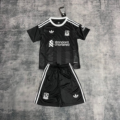 Conjunto infantil del Liverpool 2025/26
