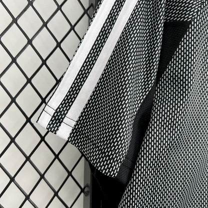 Real Madrid 2002/03 Goalkeeper Retro Jersey