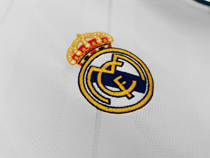 Long sleeves: Real Madrid Retro 2017/18 Home