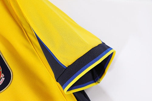 Retro del Arsenal 2000/01