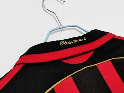 Long sleeves: AC Milan Retro 2006/07 Home
