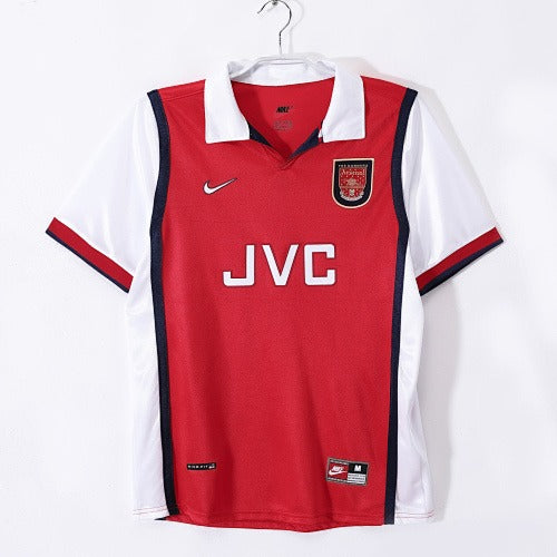 Retro del Arsenal 1998/99
