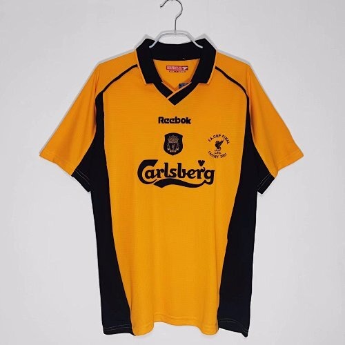 Retro del Liverpool 2000/01