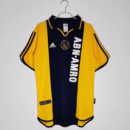 Retro Ajax 2000/01