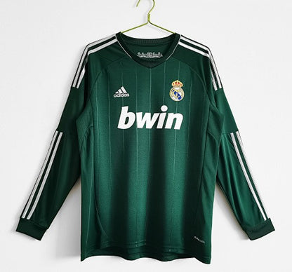Long sleeves: Real Madrid Retro 2012/13