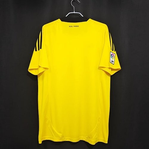 Real Madrid Retro 2011/12 Goalkeeper