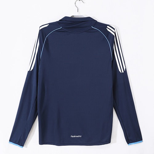 Mangas largas: Real Madrid Retro 2005/06