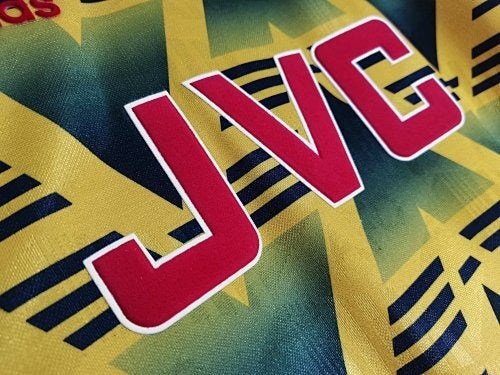 Mangas compridas: Arsenal Retro 1991/93