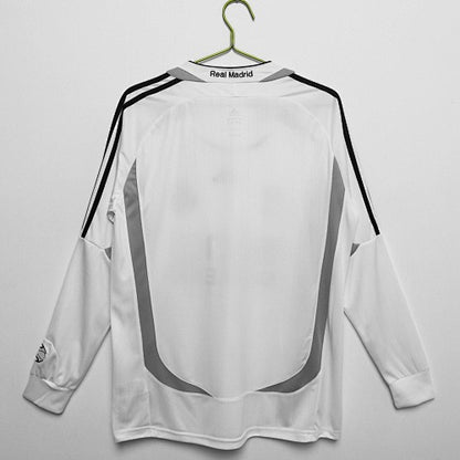 Long sleeve: Real Madrid Retro 2006/07 Home