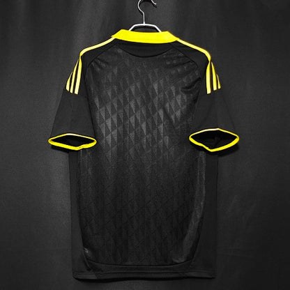 Liverpool Retro 2010/11