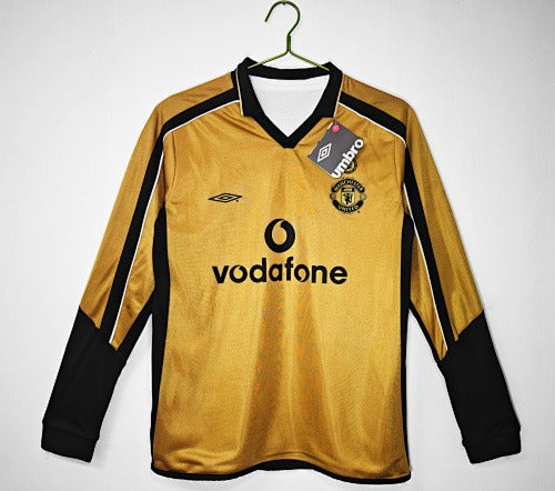 Long sleeves: Manchester United Retro 2001/02