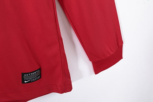 Long sleeves: Manchester United Retro 2010 Home