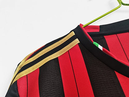 Long sleeves: AC Milan Retro 2013/14