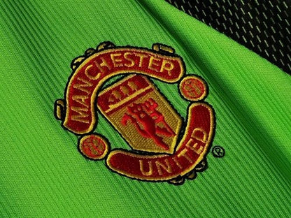 Long sleeves: Manchester United Retro 1998/99 Goalkeeper