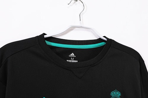 Mangas largas: Real Madrid Retro 2017/18