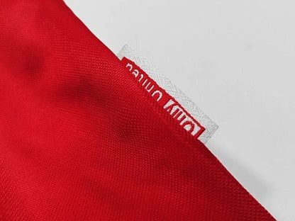 Long sleeves: Manchester United Retro 1999/00 Home