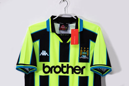 Retro del Manchester City 1998/99