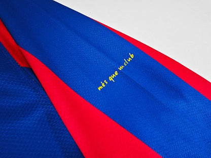Long sleeves: Barcelona Retro 2010/11 Home