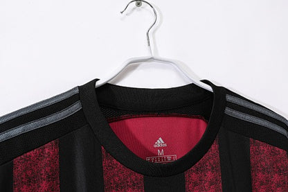 Retro del AC Milán 2015/16