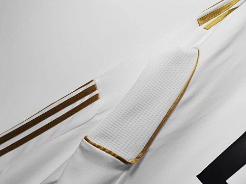 Long sleeves: Real Madrid Retro 2011/12 Home