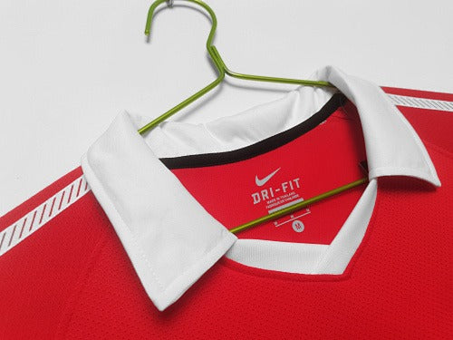 Long sleeves: Manchester United Retro 2010/11 Home