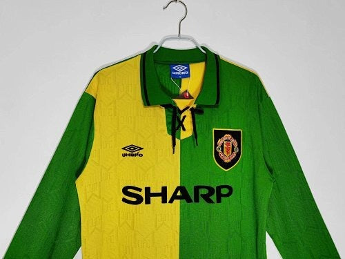 Long sleeves: Manchester United Retro 1992/94