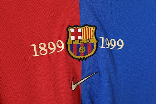 Long sleeves: Barcelona Retro 1999/00 Home