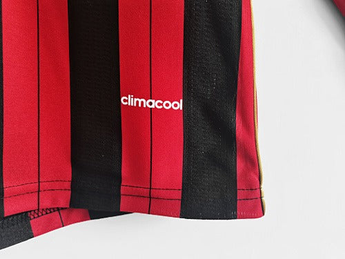 Long sleeves: AC Milan Retro 2013/14
