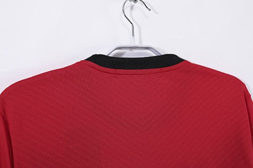 Long sleeves: Manchester United Retro 2010 Home