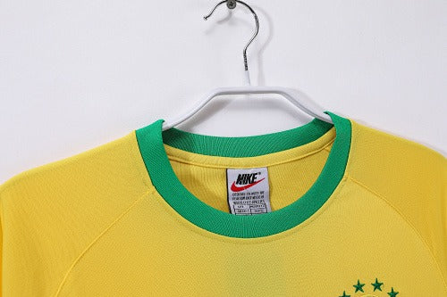 Brazil Retro 2000 Home
