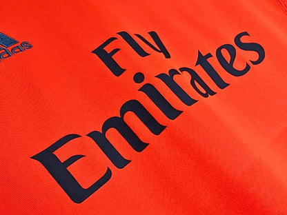 Mangas largas: Real Madrid Retro 2013/14
